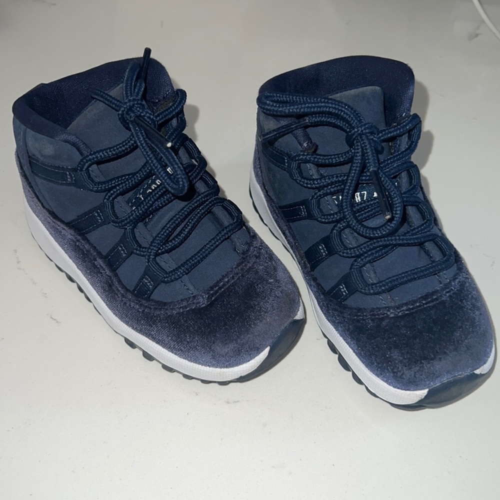 Air Jordan 11 Retro TD 'Midnight Navy Velvet' TODDLER